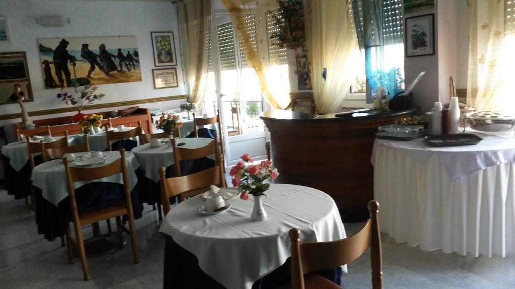 B&B Solana Noli Buitenkant foto