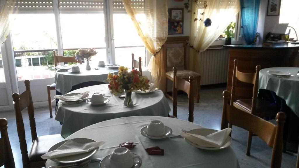 B&B Solana Noli Buitenkant foto